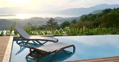 Villa 3 bedrooms in Tivat, Montenegro