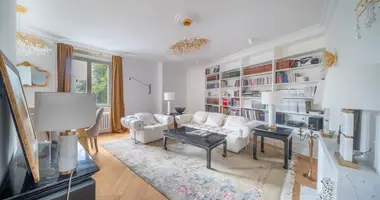 4 room apartment in Warsaw, Poland
