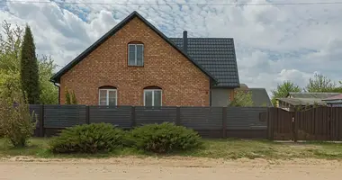 Casa en Cervien, Belarús