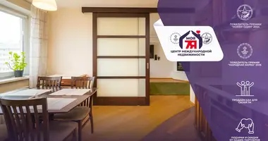 Apartamento 3 habitaciones en Minsk, Belarús