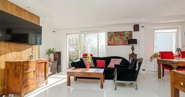 2 room apartment in Warsaw, Poland