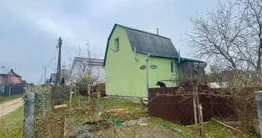 Casa en Kamianica Zyravieckaja, Belarús