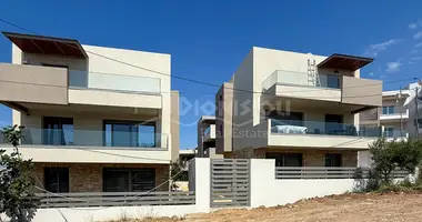 3 bedroom house in Nikiti, Greece