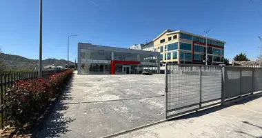 Produktion 1 600 m² in Preze, Albanien