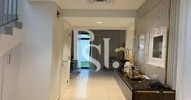 3 bedroom townthouse in Sharjah, United Arab Emirates