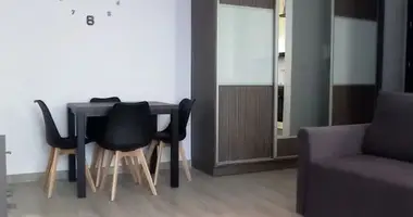 Appartement 3 chambres dans Zabki, Pologne