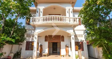 5 bedroom house in Krous, Cambodia
