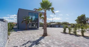 House 27 bedrooms in Croatia