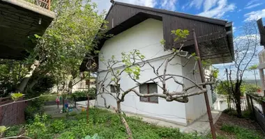 Casa 4 habitaciones en , Montenegro