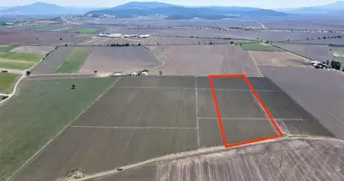 Участок земли в Torbali, Турция