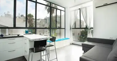 Квартира 3 комнаты в Тель-Авив, Израиль