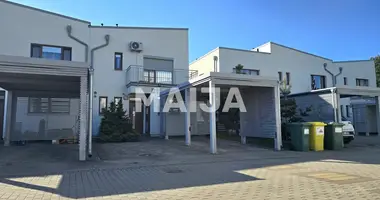 Wohnung 4 zimmer in Pinki, Lettland