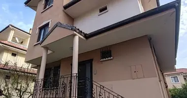 Villa 8 rooms in Mezitli, Turkey