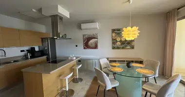 Appartement 2 chambres dans Agios Tychonas, Chypre