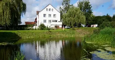 Investissement 888 m² dans Krakow am See, Allemagne