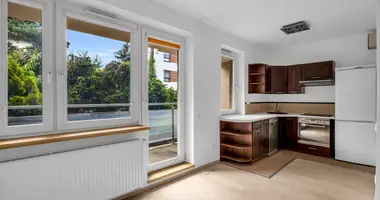 Mieszkanie 1 pokój w Warszawa, Polska