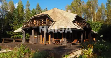 Casa 6 habitaciones en Amatciems, Letonia