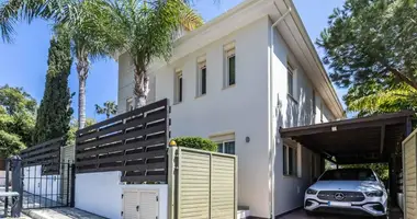 5 bedroom apartment in Koinoteta Pyrgou Lemesou, Cyprus