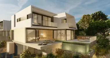 2 bedroom apartment in Demos Agiou Athanasiou, Cyprus