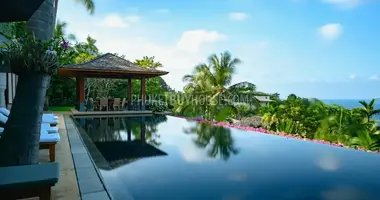 Apartamento 6 habitaciones en Kamala, Tailandia