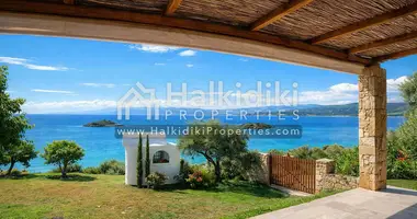 Villa 1 room in Ammouliane, Greece