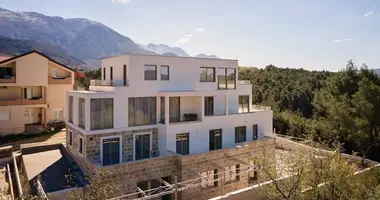 Apartamento 2 habitaciones en Tivat, Montenegro