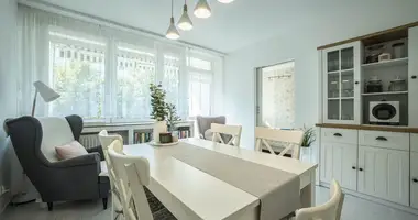 Apartamento 5 habitaciones en Lodz, Polonia