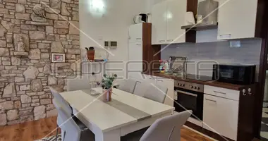 Wohnung 3 zimmer in Opcina Liznjan, Kroatien