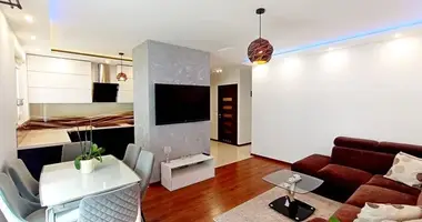 Квартира 4 комнаты в Варшава, Польша