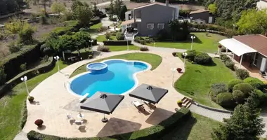 Villa 5 bedrooms in Melissochori, Greece