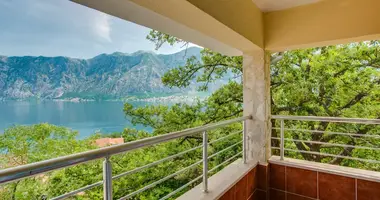 2 bedroom apartment in Prcanj, Montenegro