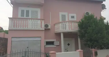 Haus 6 zimmer in Opcina Dezanovac, Kroatien