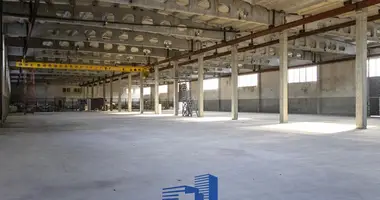 Oficina 2 500 m² en Kalodziscanski sielski Saviet, Belarús