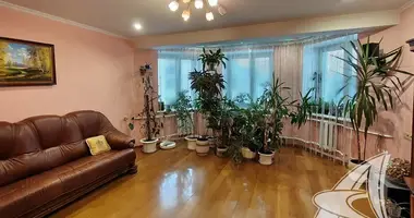 3 room apartment in Muchaviecki sielski Saviet, Belarus