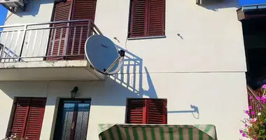 Casa 5 habitaciones en Herceg Novi, Montenegro