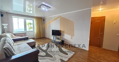 Apartamento 3 habitaciones en Muchaviecki sielski Saviet, Belarús