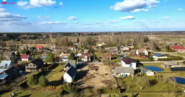 Terrain dans Pravieniskes, Lituanie