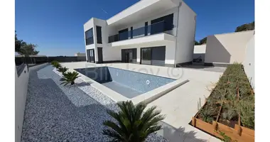 5 room house in Opcina Marina, Croatia