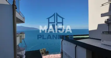 Дом в Влёра, Албания