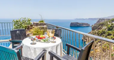 Villa 4 bedrooms in Javea, Spain