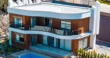 Villa 4 chambres dans Ciplakli, Turquie