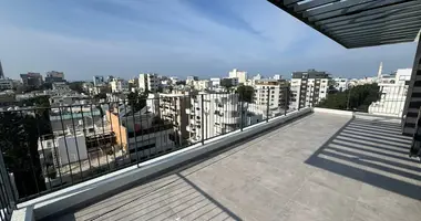 Penthouse 4 pokoi w Tel-Awiw, Izrael