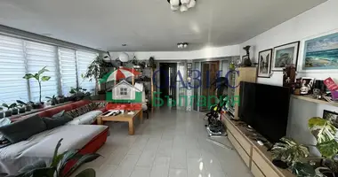 Apartamento 3 habitaciones en Nesebar, Bulgaria
