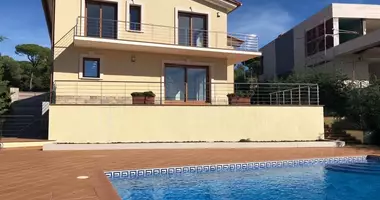 Villa 5 room villa with Buying a property, with Investmentsin s'Agaró, Spain