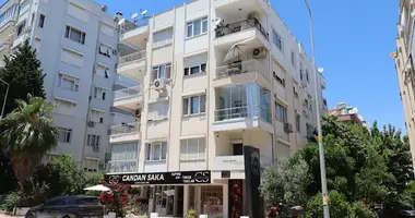 Appartement 3 chambres dans Muratpasa, Turquie