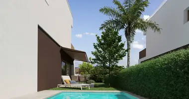3 bedroom apartment in la Marina, Spain