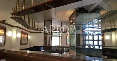 Pomieszczenie biurowe 118 m² w Crikvenica, Chorwacja