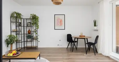 Wohnung 2 zimmer in Warschau, Polen