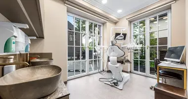 Commercial property 99 m² in Vilnius, Lithuania