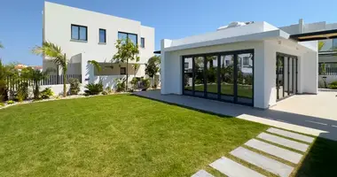 Villa en Paralimni, Chipre